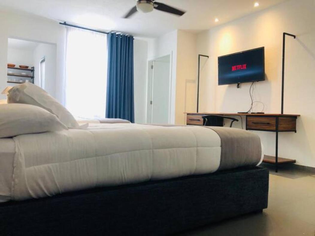 Aparthotel Urban Gran Plaza Zapopan Zewnętrze zdjęcie